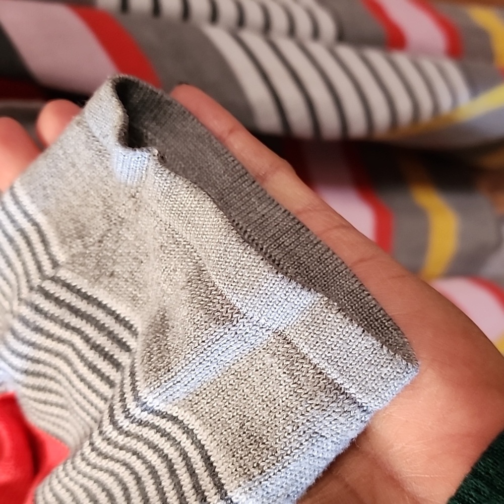 Myobe Cardigan - Picture 3 of 5